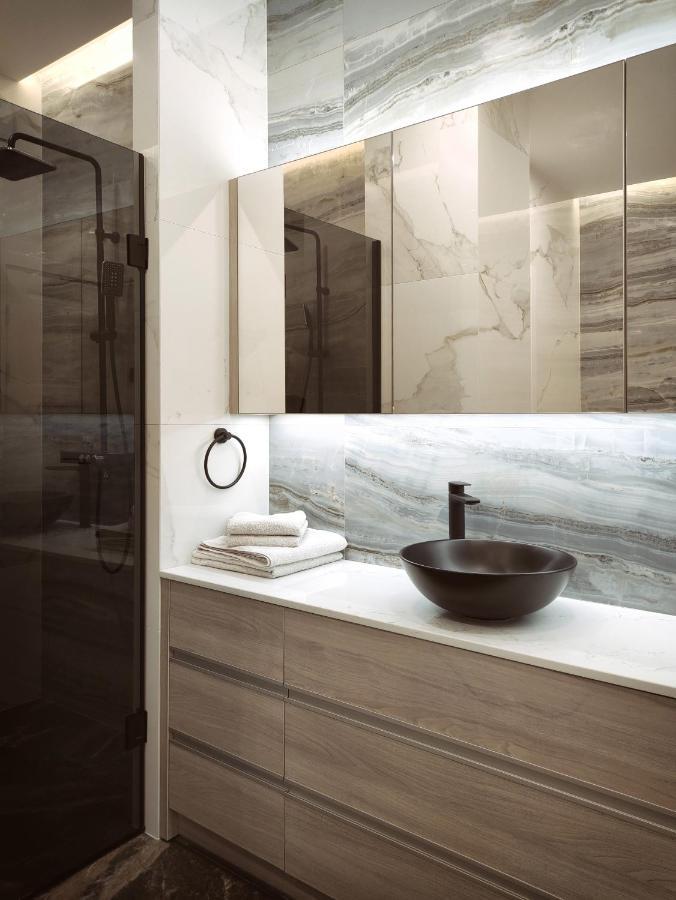 Modern Classic 2 Bedroom Apartment Near Most City Dnyipropetrovszk Kültér fotó